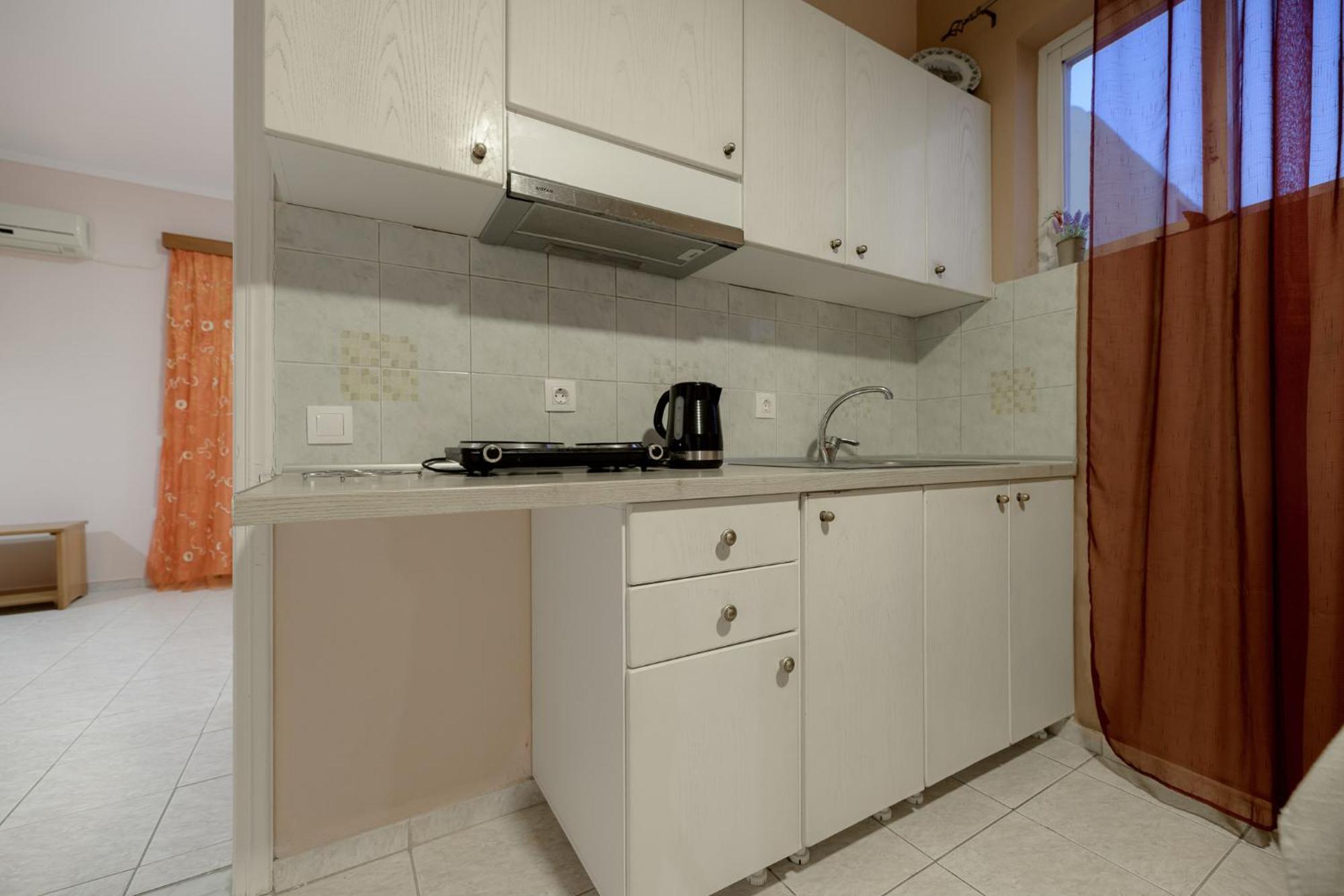 Anthi Studios & Apartments Алікес Екстер'єр фото