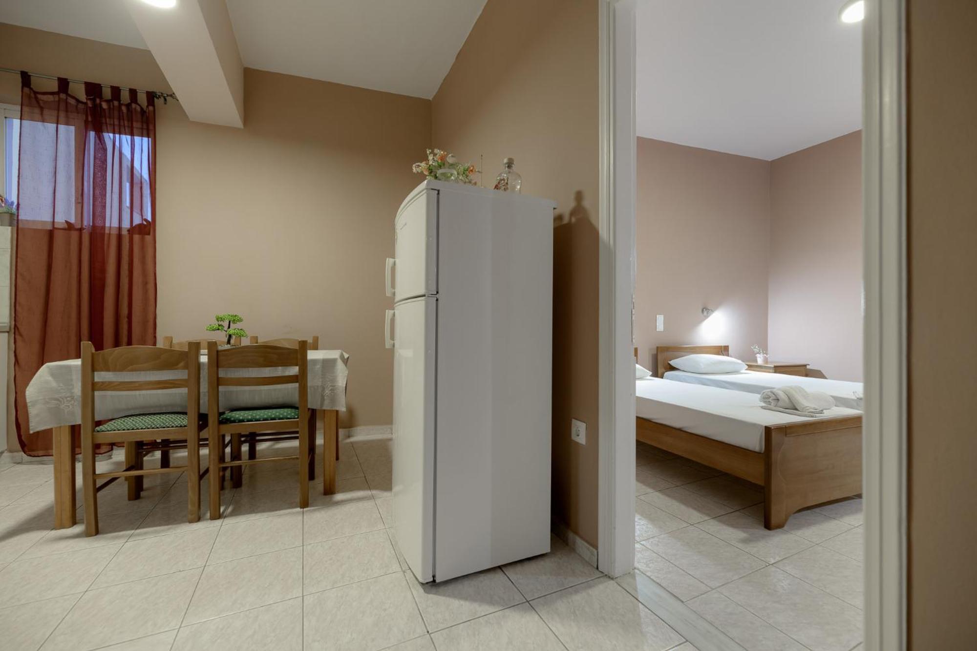 Anthi Studios & Apartments Алікес Екстер'єр фото