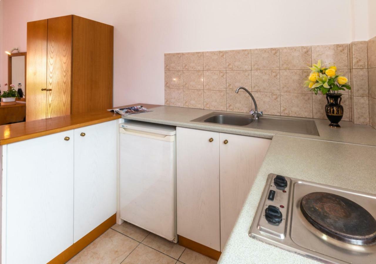 Anthi Studios & Apartments Алікес Екстер'єр фото